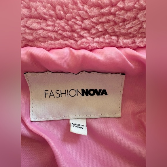 Fashion Nova Oversized Pink Teddy Jacket - Picture 2 of 7
